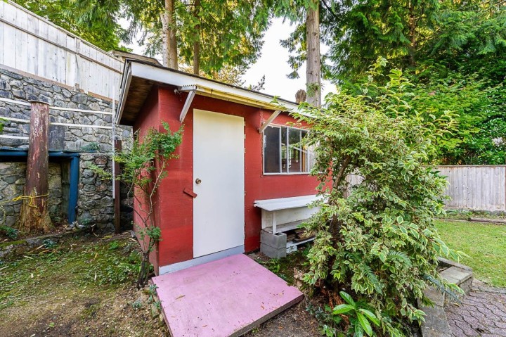 Photo 32 at 723 Handsworth Road, Forest Hills NV, North Vancouver