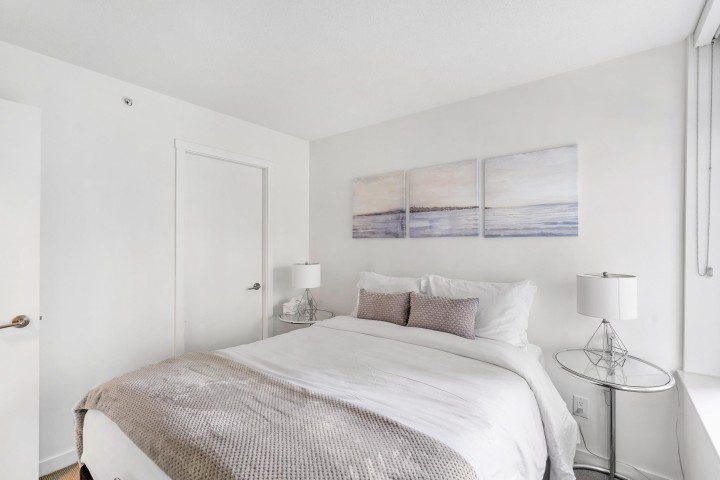 Photo 18 at 303 - 5665 Boundary Road, Collingwood VE, Vancouver East