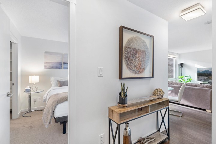 Photo 4 at 303 - 5665 Boundary Road, Collingwood VE, Vancouver East