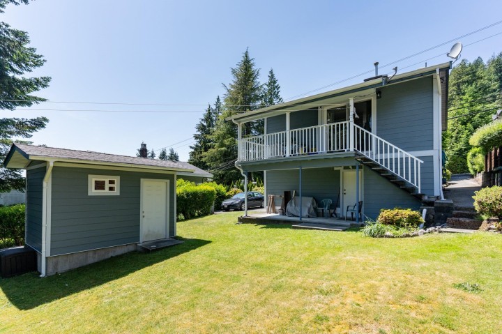 Photo 1 at 4370 Mountain Highway, Lynn Valley, North Vancouver