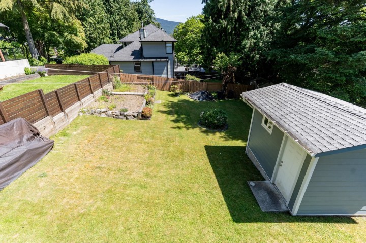 Photo 19 at 4370 Mountain Highway, Lynn Valley, North Vancouver