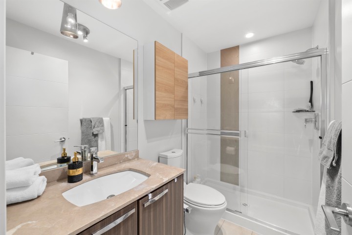 Photo 12 at 305 - 733 W 14th Street, Mosquito Creek, North Vancouver