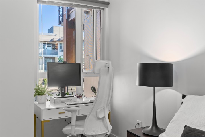 Photo 11 at 305 - 733 W 14th Street, Mosquito Creek, North Vancouver