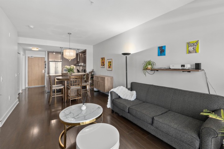 Photo 8 at 305 - 733 W 14th Street, Mosquito Creek, North Vancouver