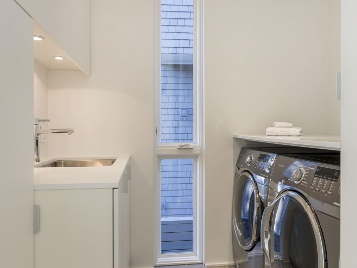 Photo 11 at 1643 Collingwood Street, Kitsilano, Vancouver West