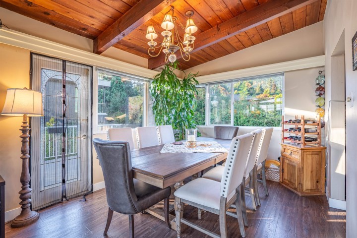 Photo 6 at 622 Croydon Place, Upper Delbrook, North Vancouver