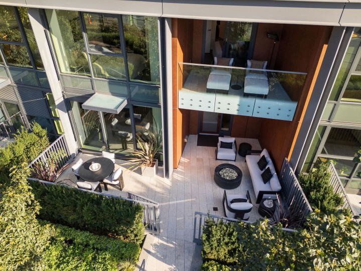 Photo 12 at 101 - 1601 Quebec Street, Mount Pleasant VE, Vancouver East