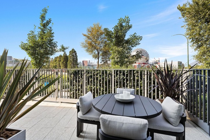 Photo 10 at 101 - 1601 Quebec Street, Mount Pleasant VE, Vancouver East