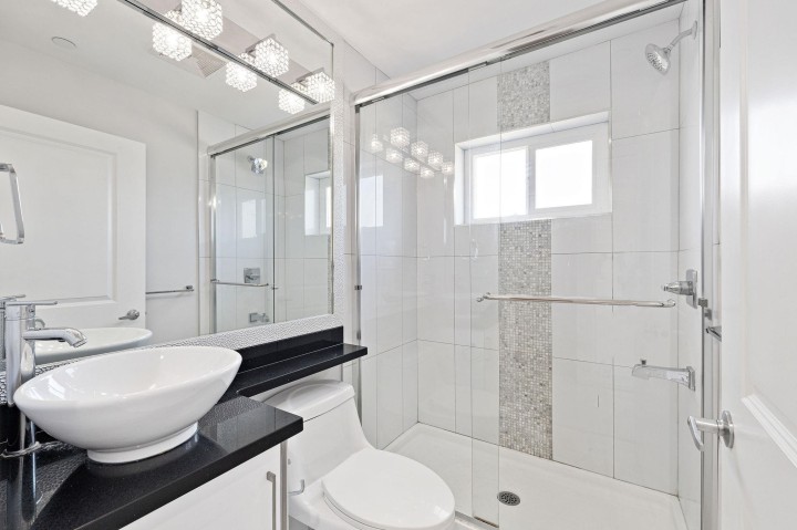 Photo 22 at 1 - 2430 E 41 Avenue, Killarney VE, Vancouver East