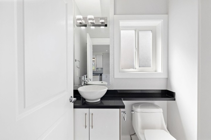 Photo 28 at 1 - 2430 E 41 Avenue, Killarney VE, Vancouver East