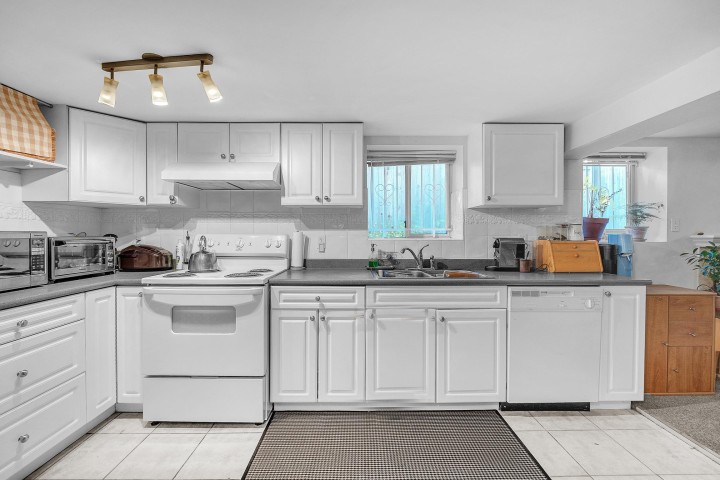 Photo 12 at 275 W King Edward Avenue, Cambie, Vancouver West