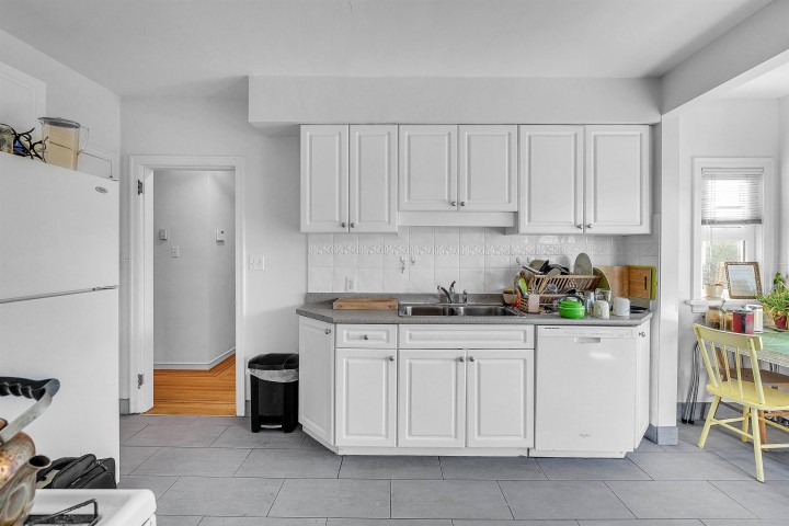 Photo 5 at 275 W King Edward Avenue, Cambie, Vancouver West