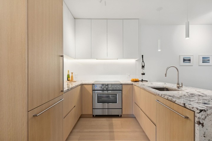 Photo 7 at 302 - 1388 Nelson Street, West End VW, Vancouver West