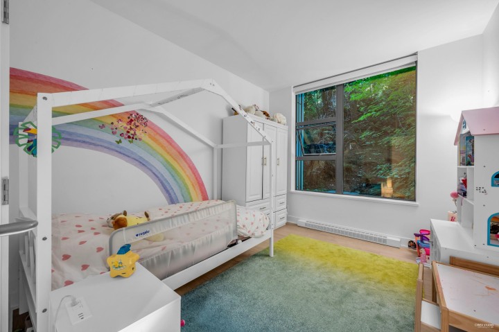 Photo 26 at 401 - 3315 Cypress Place, Cypress Park Estates, West Vancouver