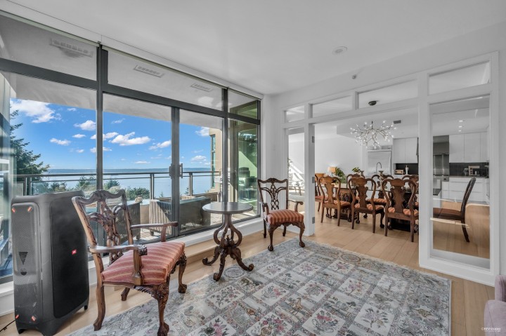 Photo 19 at 401 - 3315 Cypress Place, Cypress Park Estates, West Vancouver