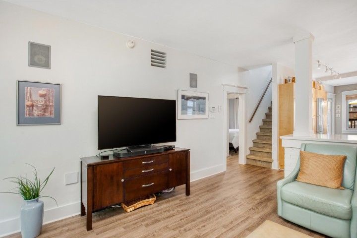 Photo 3 at 1351 Maple Street, Kitsilano, Vancouver West