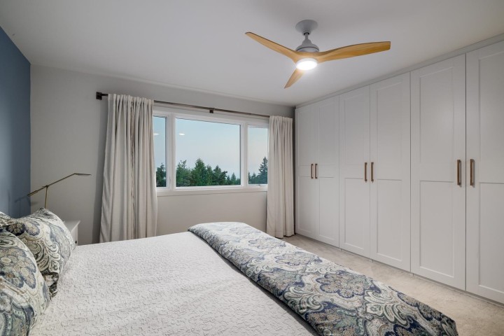 Photo 17 at 4615 Woodgreen Drive, Cypress Park Estates, West Vancouver