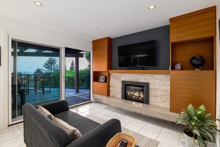 Photo 14 at 4615 Woodgreen Drive, Cypress Park Estates, West Vancouver