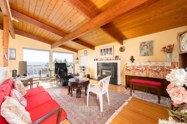 Photo 12 at 2128 Mathers Avenue, Dundarave, West Vancouver