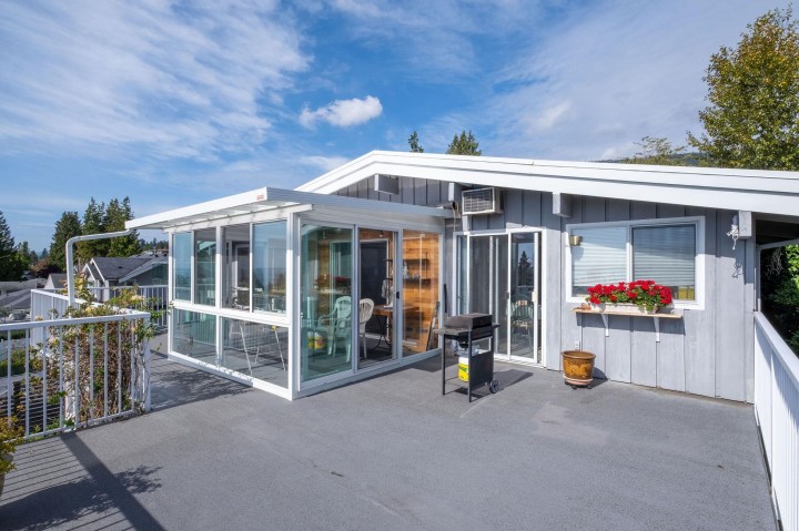 Photo 26 at 2128 Mathers Avenue, Dundarave, West Vancouver