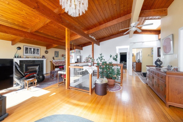 Photo 11 at 2128 Mathers Avenue, Dundarave, West Vancouver