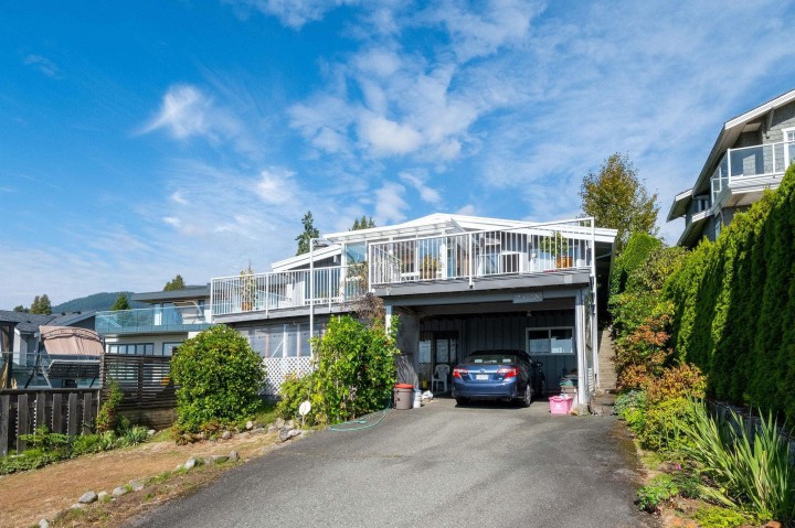 Photo 31 at 2128 Mathers Avenue, Dundarave, West Vancouver