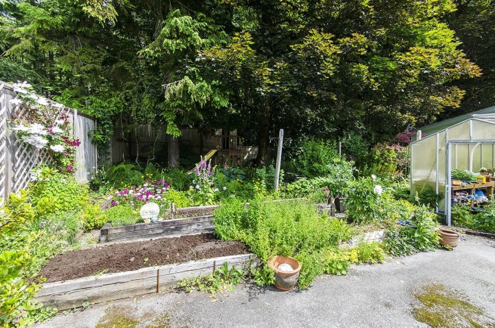 Photo 21 at 19 Glenmore Drive, Glenmore, West Vancouver