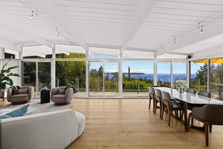 Photo 6 at 4045 Bayridge Avenue, Bayridge, West Vancouver