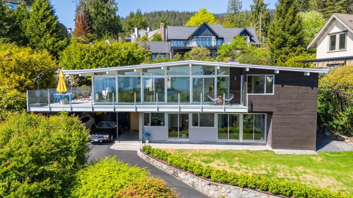 Photo 1 at 4045 Bayridge Avenue, Bayridge, West Vancouver