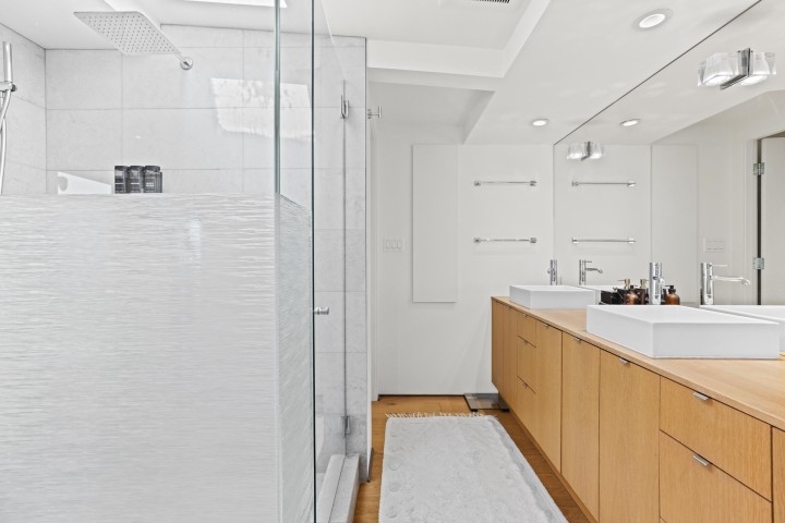 Photo 20 at 4045 Bayridge Avenue, Bayridge, West Vancouver