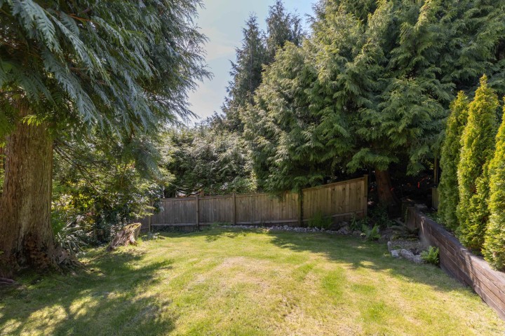 Photo 30 at 4045 Bayridge Avenue, Bayridge, West Vancouver