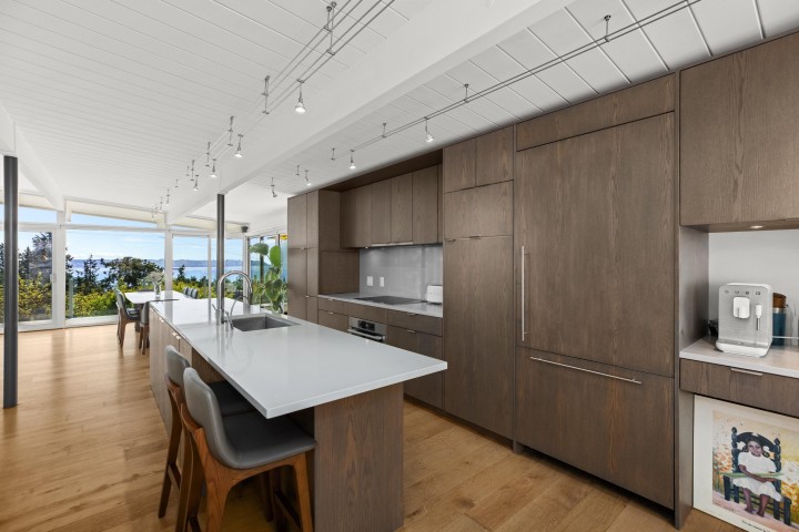 Photo 14 at 4045 Bayridge Avenue, Bayridge, West Vancouver