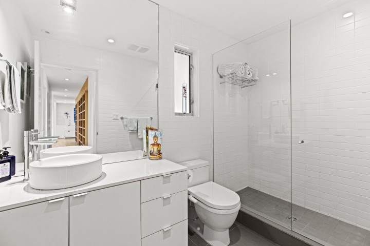 Photo 25 at 4045 Bayridge Avenue, Bayridge, West Vancouver