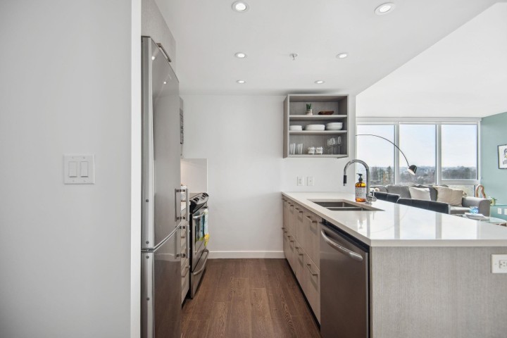 Photo 13 at 808 - 933 E Hastings Street, Strathcona, Vancouver East