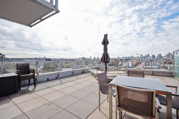 Photo 3 at 808 - 933 E Hastings Street, Strathcona, Vancouver East