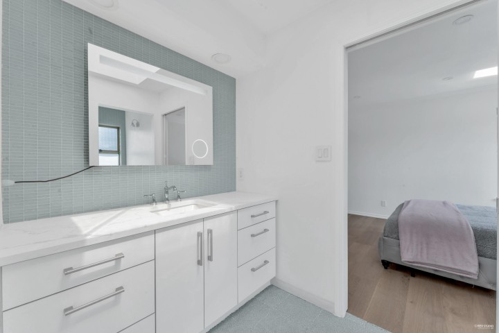 Photo 27 at 4809 Northwood Place, Cypress Park Estates, West Vancouver