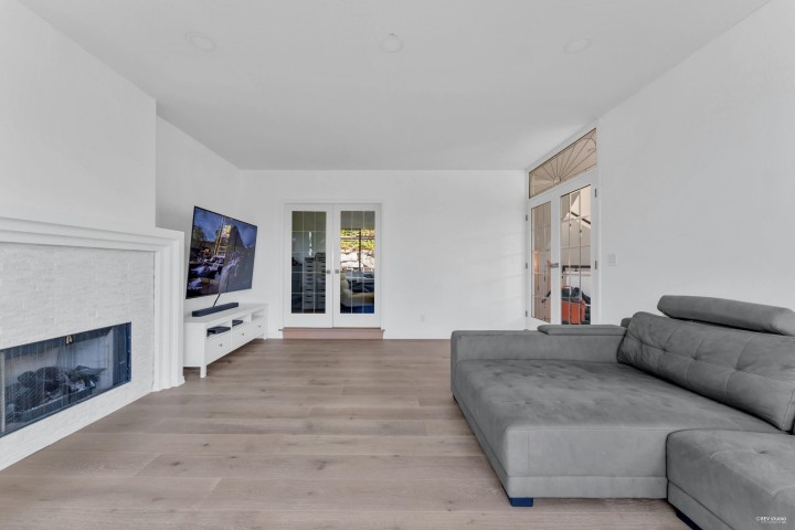 Photo 5 at 4809 Northwood Place, Cypress Park Estates, West Vancouver