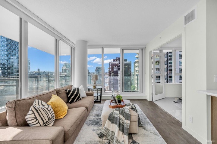 Photo 5 at 1606 - 1009 Harwood Street, West End VW, Vancouver West