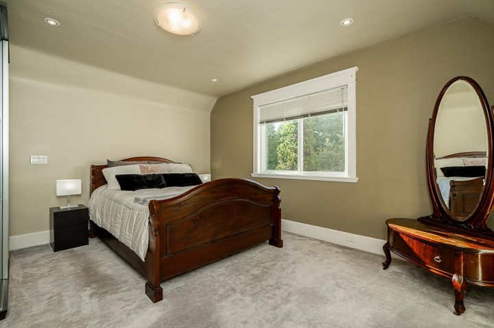 Photo 17 at 22 E 18th Avenue, Main, Vancouver East