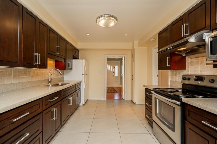 Photo 14 at 22 E 18th Avenue, Main, Vancouver East