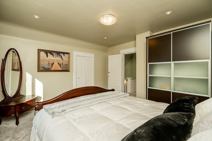 Photo 18 at 22 E 18th Avenue, Main, Vancouver East