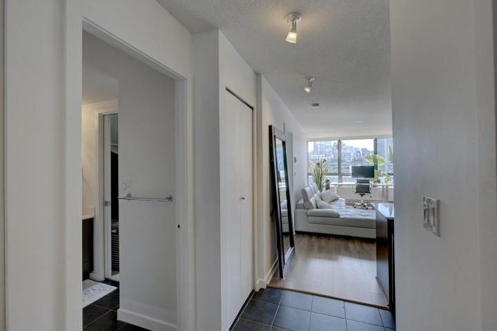 Photo 5 at 1303 - 938 Smithe Street, Downtown VW, Vancouver West