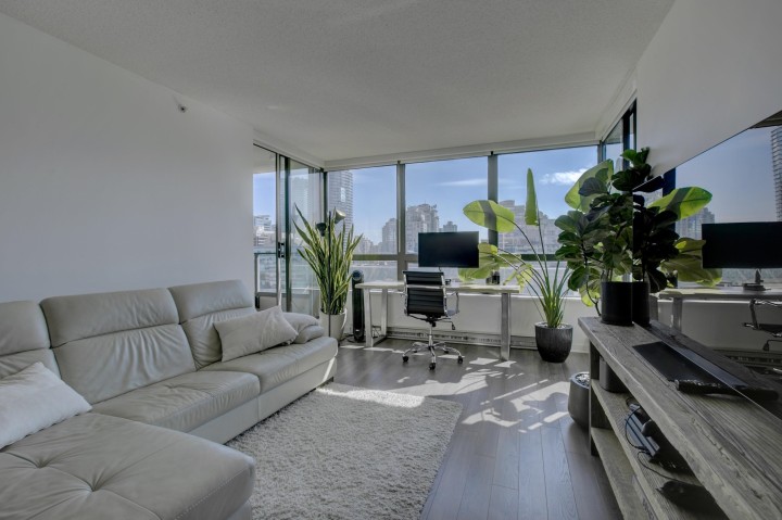 Photo 14 at 1303 - 938 Smithe Street, Downtown VW, Vancouver West