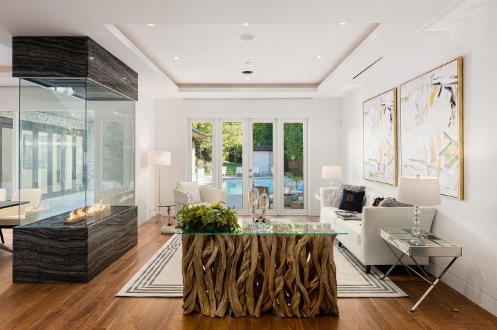 Photo 2 at 6350 Macdonald Street, Kerrisdale, Vancouver West