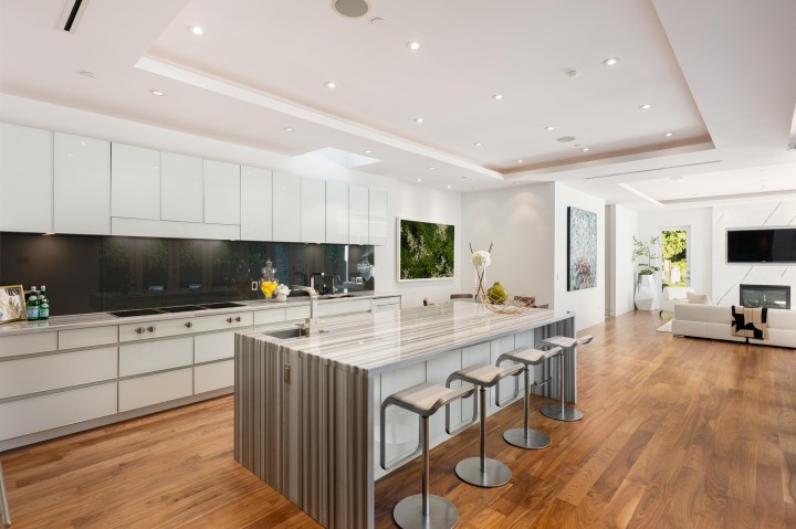 Photo 7 at 6350 Macdonald Street, Kerrisdale, Vancouver West