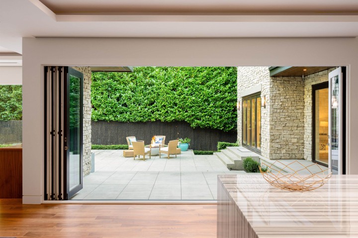 Photo 9 at 6350 Macdonald Street, Kerrisdale, Vancouver West