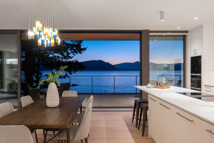 Photo 12 at 8885 Lawrence Way, Howe Sound, West Vancouver