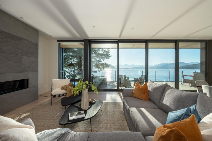 Photo 7 at 8885 Lawrence Way, Howe Sound, West Vancouver