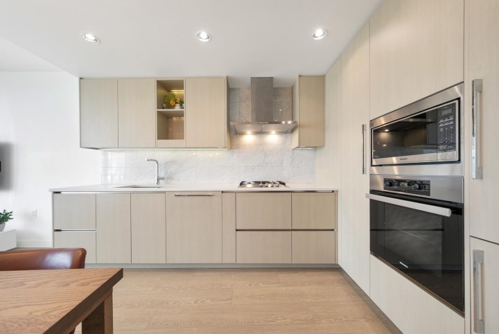 Photo 7 at 2212 - 89 Nelson Street, Yaletown, Vancouver West