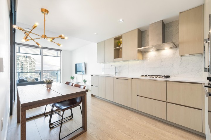 Photo 3 at 2212 - 89 Nelson Street, Yaletown, Vancouver West